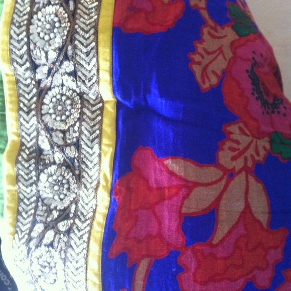 Sabyasachi saree - Picture 4 of 4